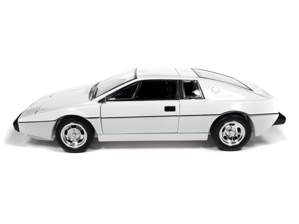 James Bond 1971 Lotus Espirit Series 1 (The Spy Who Loved Me) 1:18 Scale